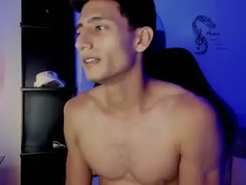 Chaturbate Adult Video Chat of maximo_romano