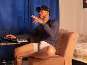 Chaturbate Best live sex cam show of davide_daniels