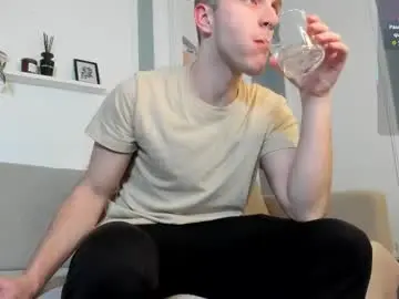 Chaturbate Sex Cam of guy_charming