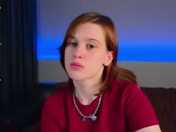 Chaturbate Sex Chat of lorapuffs