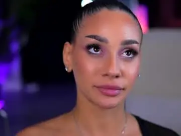 Chaturbate Adult Video Chat of ninasolenne