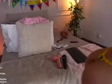 Chaturbate Sex Cam of vanessa_sexxy