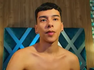 Chaturbate Sex Chat of aiden_royce