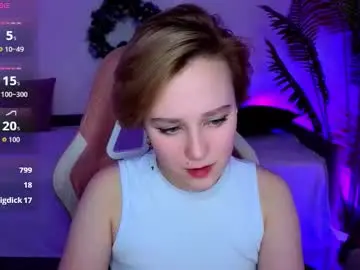 Chaturbate Live Sex Cam of ellie_heavenly