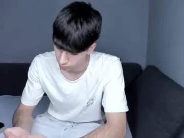 Chaturbate Nude Webcam of hotflirtyfella