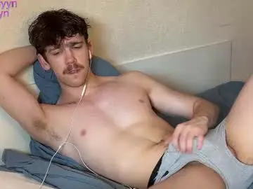 Chaturbate Nude Webcam of luca_syn
