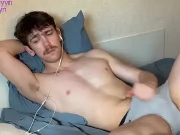 Chaturbate Live Sex Cam of luca_syn