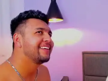 Chaturbate Free Live Porn of pauljones__