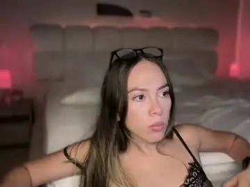 Chaturbate Sex Cam of valery_and_dani_