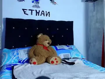 Chaturbate Adult Webcam of ethan__11