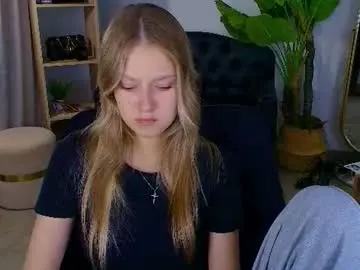 Chaturbate Live Sex Cam of evemundie