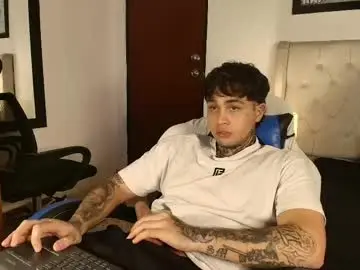 Chaturbate Free Porn Cam of juan_alvarez18