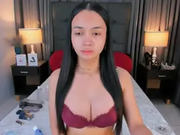 Chaturbate Live Porn of mia_mow