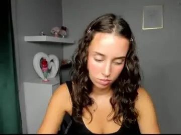 Chaturbate Sex Chat of adelesolo
