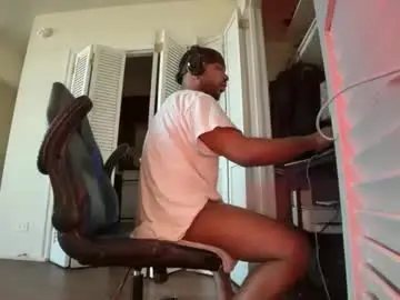 Chaturbate Free Porn Cam of brownskinshortyy