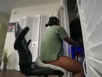 Chaturbate Best live sex cam show of brownskinshortyy