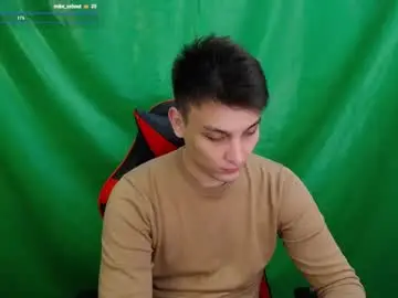 Chaturbate Nude Webcam of justin_time111