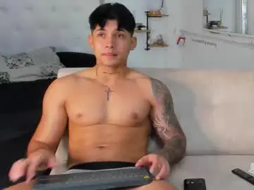 Chaturbate Free Live Porn of lunay_xtreemboy