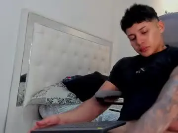 Chaturbate Adult Video Chat of lunay_xtreemboy