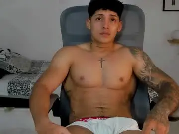 Chaturbate Nude Webcam of lunay_xtreemboy