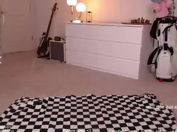 Chaturbate Free Live Porn of petitebrat