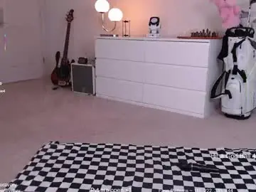 Chaturbate Best live sex cam show of petitebrat