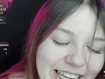 Chaturbate Free Porn Cam of x_nirvana_x