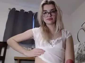 Chaturbate Adult Video Chat of ellalowe