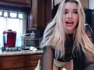Chaturbate Best live sex cam show of ellalowe