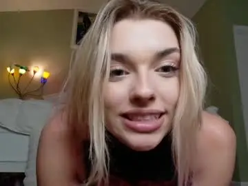 Chaturbate Watch Live Sex Cams of ellalowe