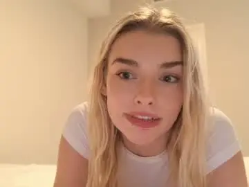 Chaturbate Best live sex cam show of ellalowe
