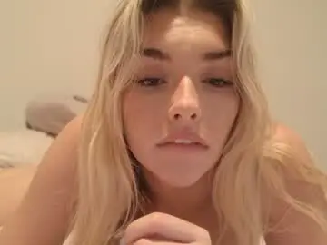 Chaturbate Free Porn Cam of ellalowe