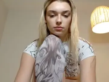 Chaturbate Watch Live Sex Cams of ellalowe