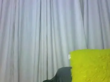 Chaturbate Live Sex Cam of hot_berry1