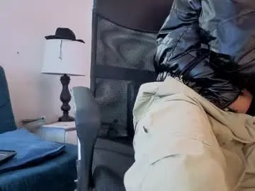 Chaturbate Live Porn of juancamilo66_