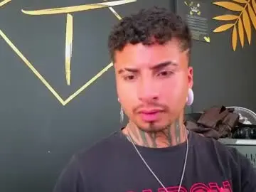 Chaturbate Watch Live Sex Cams of juancamilo66_