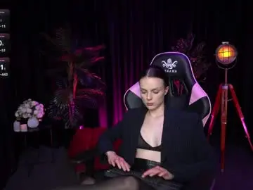 Chaturbate Free Live Porn of wild_alice_me