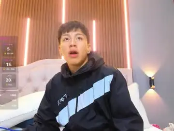 Chaturbate Watch Live Sex Cams of abraham_horny18