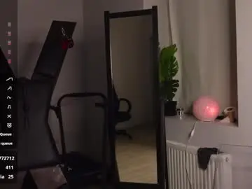 Chaturbate Live Porn of agelina_summer