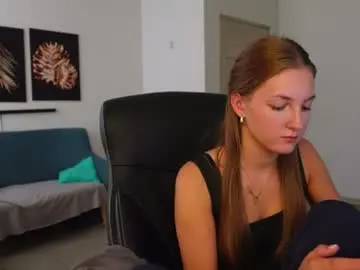 Chaturbate Live Porn of agelina_summer