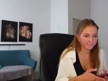 Chaturbate Best live sex cam show of agelina_summer
