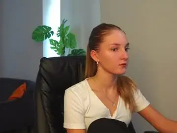 Chaturbate Best Webcam of agelina_summer