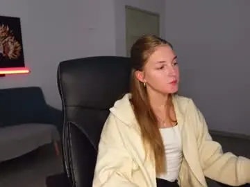 Chaturbate Watch Live Sex Cams of agelina_summer