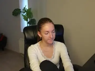 Chaturbate Live Porn of agelina_summer