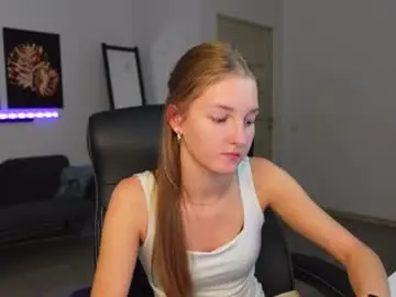 Chaturbate Live Porn of agelina_summer
