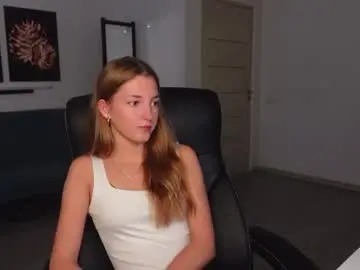 Chaturbate Free Porn Cam of agelina_summer