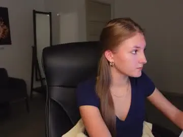 Chaturbate Nude Webcam of agelina_summer
