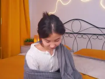 Chaturbate Live Sex Cam of coventinaashfield