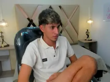 Chaturbate Best live sex cam show of ferphoenix_