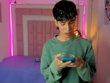 Chaturbate Live Sex of ferphoenix_